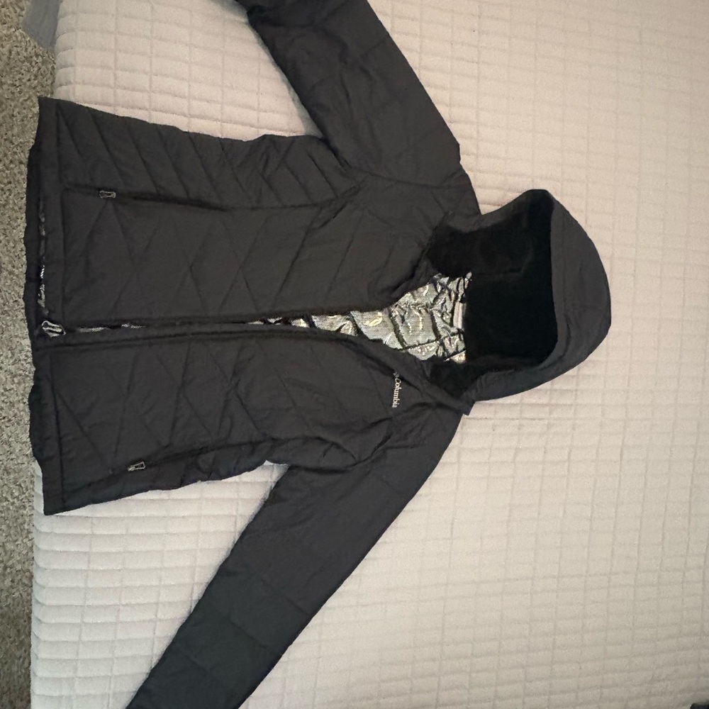 Columbia Black Quilted Jacket - Picture 2 of 3